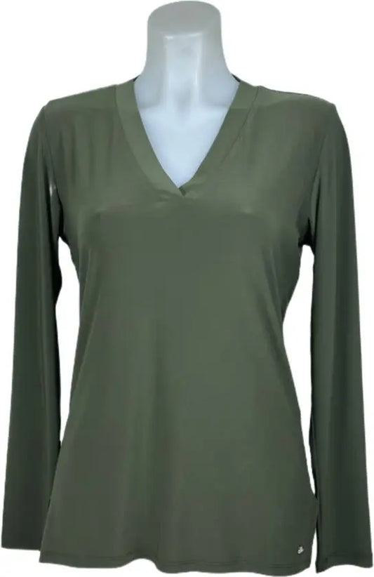 Angelle Milan – travelstof blouse – Effen Army blouse – Ademend – Kreukvrij – Duurzame Blouse - Mapsy B.V