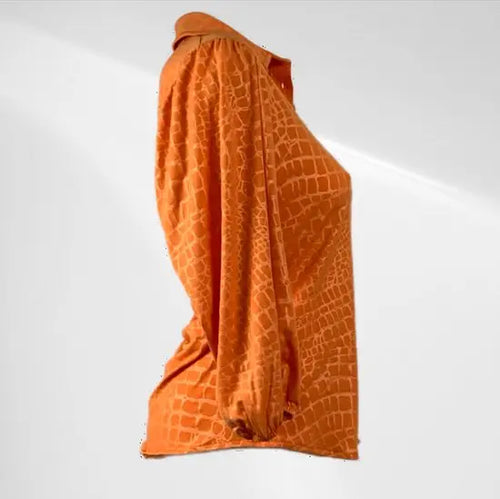 Angelle Milan - Oranje travelstof blouse met slangenpatroon - Travelstof - In 5 maten - Mapsy B.V