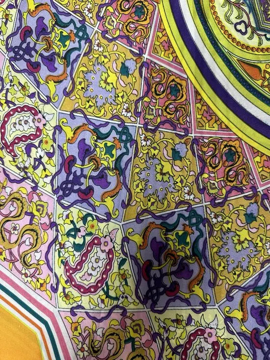 EcoChique multikleur zijden sjaal - Fuchsia - Zijdezacht - Trendy op TikTok - In 5 kleuren! - Mapsy B.V