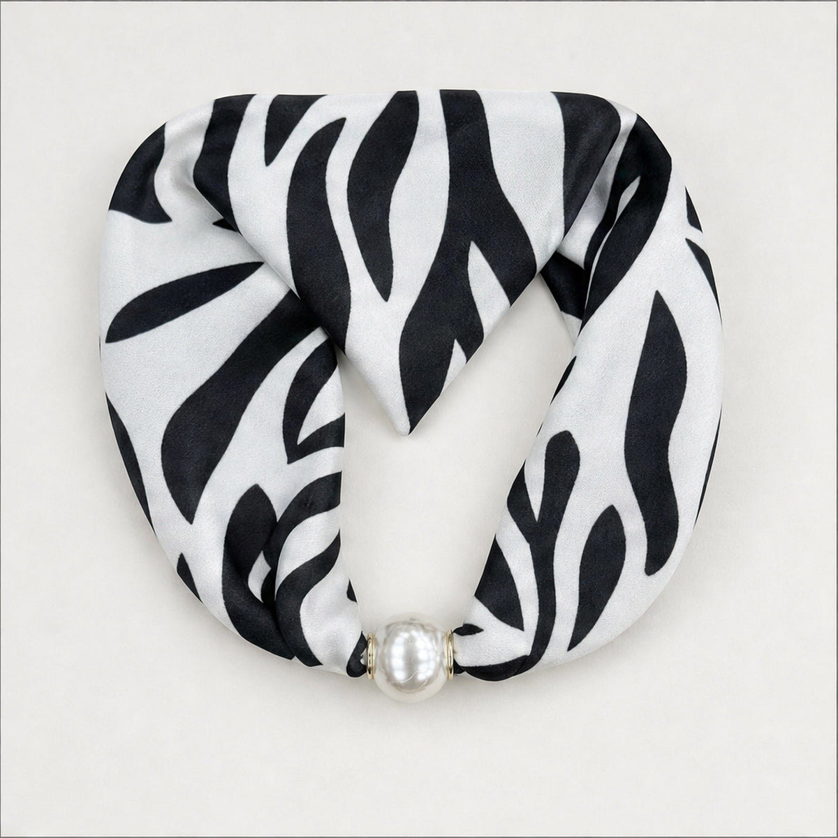 Parelsjaal met Zebraprint