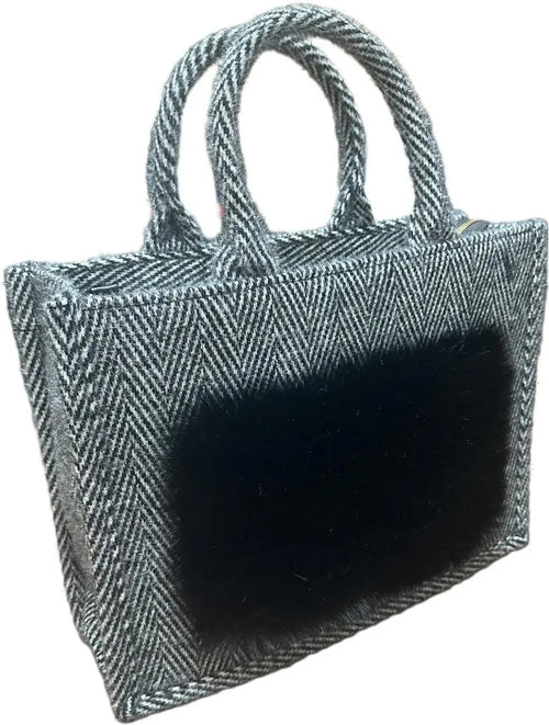 Luxe Dames Handtas met Zachte Textuur, Handige Voorvak en Twee Interne Pockets - 29 x 38 x 12 cm - Mapsy B.V