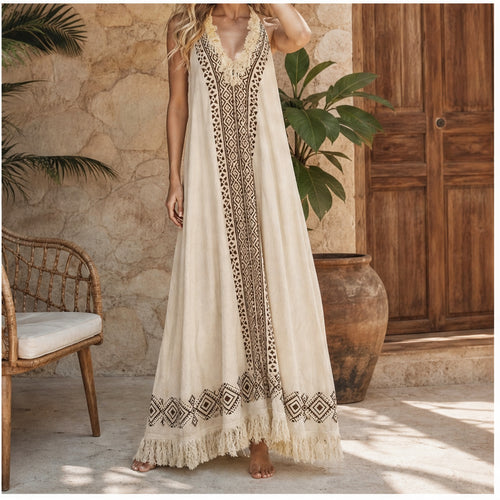 HS Katoenen Zomerjurk Ibiza Halter - Boho Prints - Katoenen Zomerjurk Bruin Boho Fringe - detail in sfeerbeeld