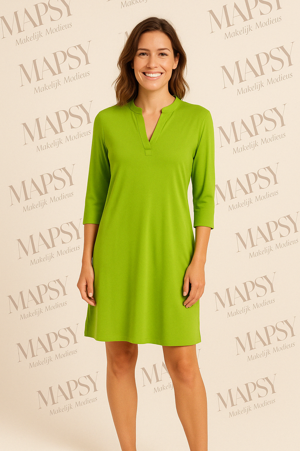Angelle Milan – travelstof jurk – Appelgroene Jurk – Ademend – Kreukherstellend – Duurzame jurk