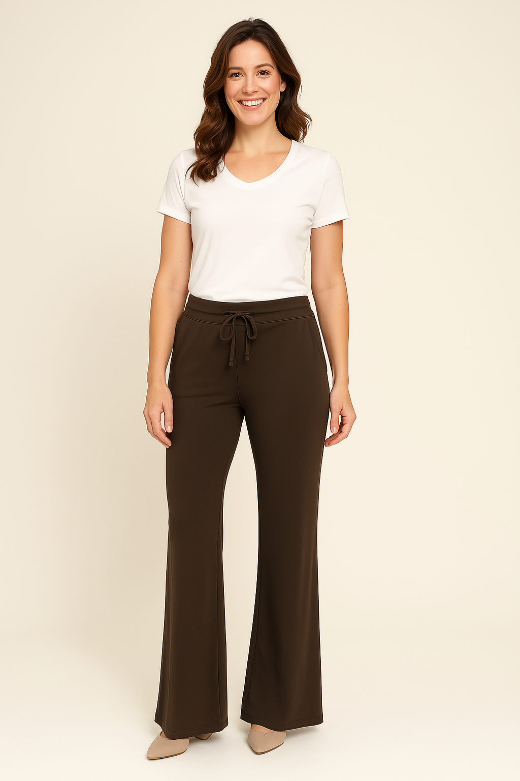 Angelle Milan – travelstof broek voor dames – Bruine Broek met Wijde Pijpen – Ademend – Kreukherstellend – Duurzame Broek - Mapsy B.V
