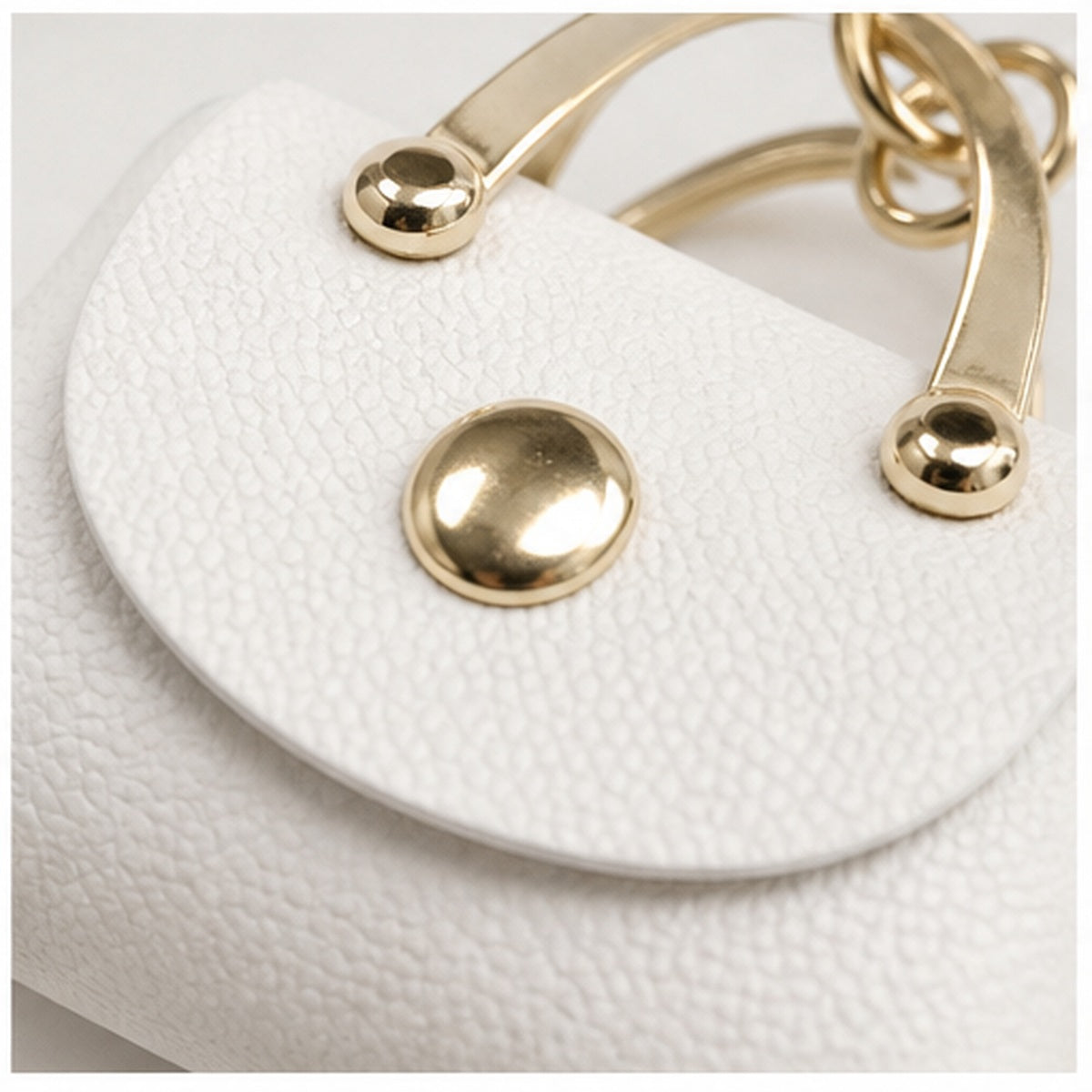 Detailfoto HS Fashion Tassenhanger - Design 12 mini handtas look met hanger en decoratieve details