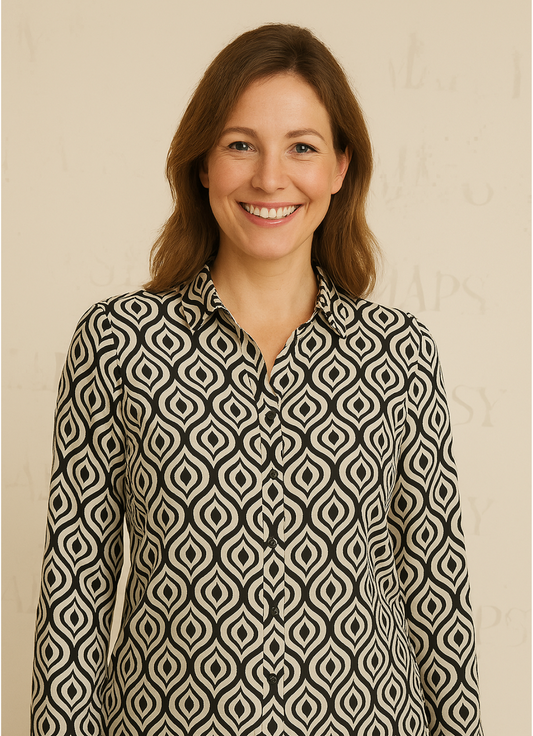 Angelle Milan - travelstof blouse - Blouse print in Beige/Zwart/Wit voor Dames - Travelstof - Comfort - Strijkvrij - Duurzaam - In 5 maten! - Mapsy B.V