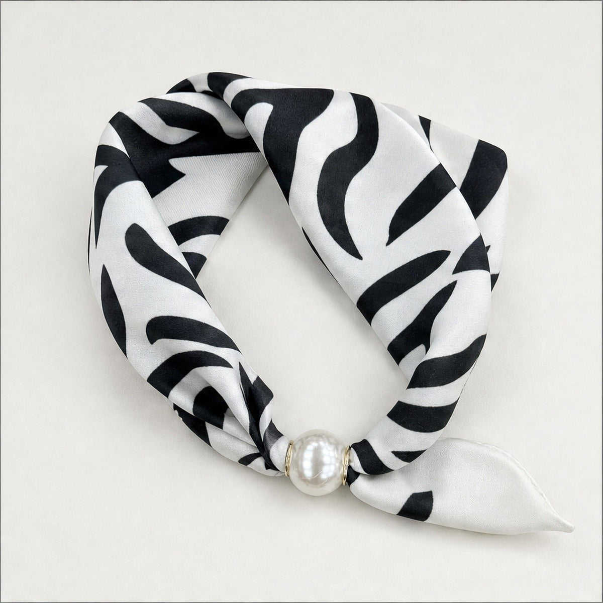 Parelsjaal met Zebraprint