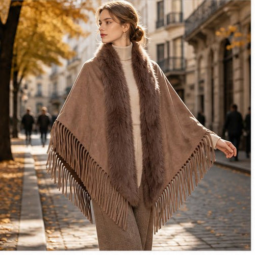 Suedine Driehoek Poncho met Franjes & Faux Fur Kraag