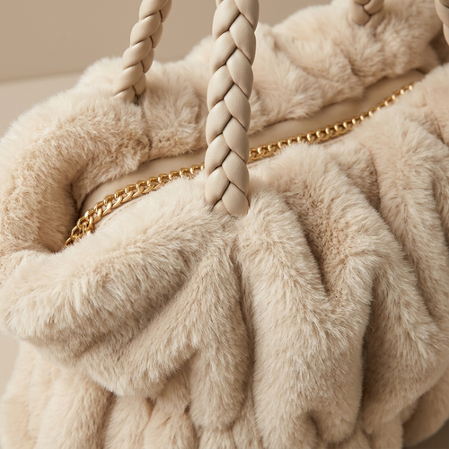 Faux Fur Shaggy Shopper – Model 15515