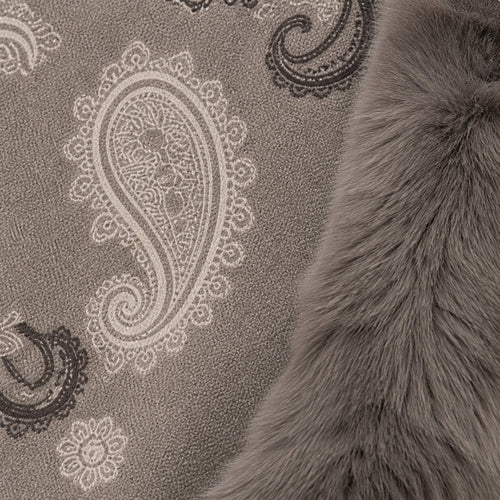 Paisley Stola met Faux Fur Rand - 65x180 cm
