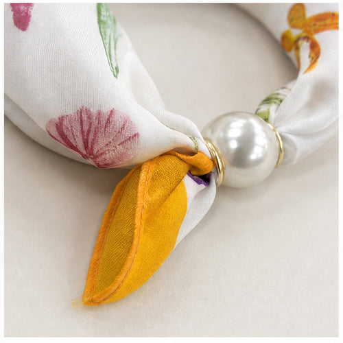 Parelsjaal met Bloemenprint