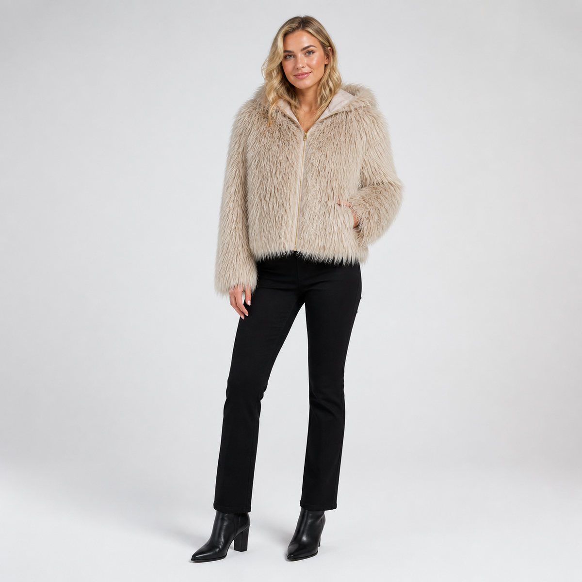 Shaggy Faux Fur Jas met Capuchon - One Size