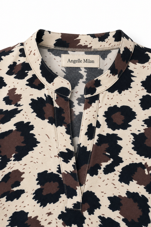 Angelle Milan Travelstof Jurk - Crème Bruine Animalprint