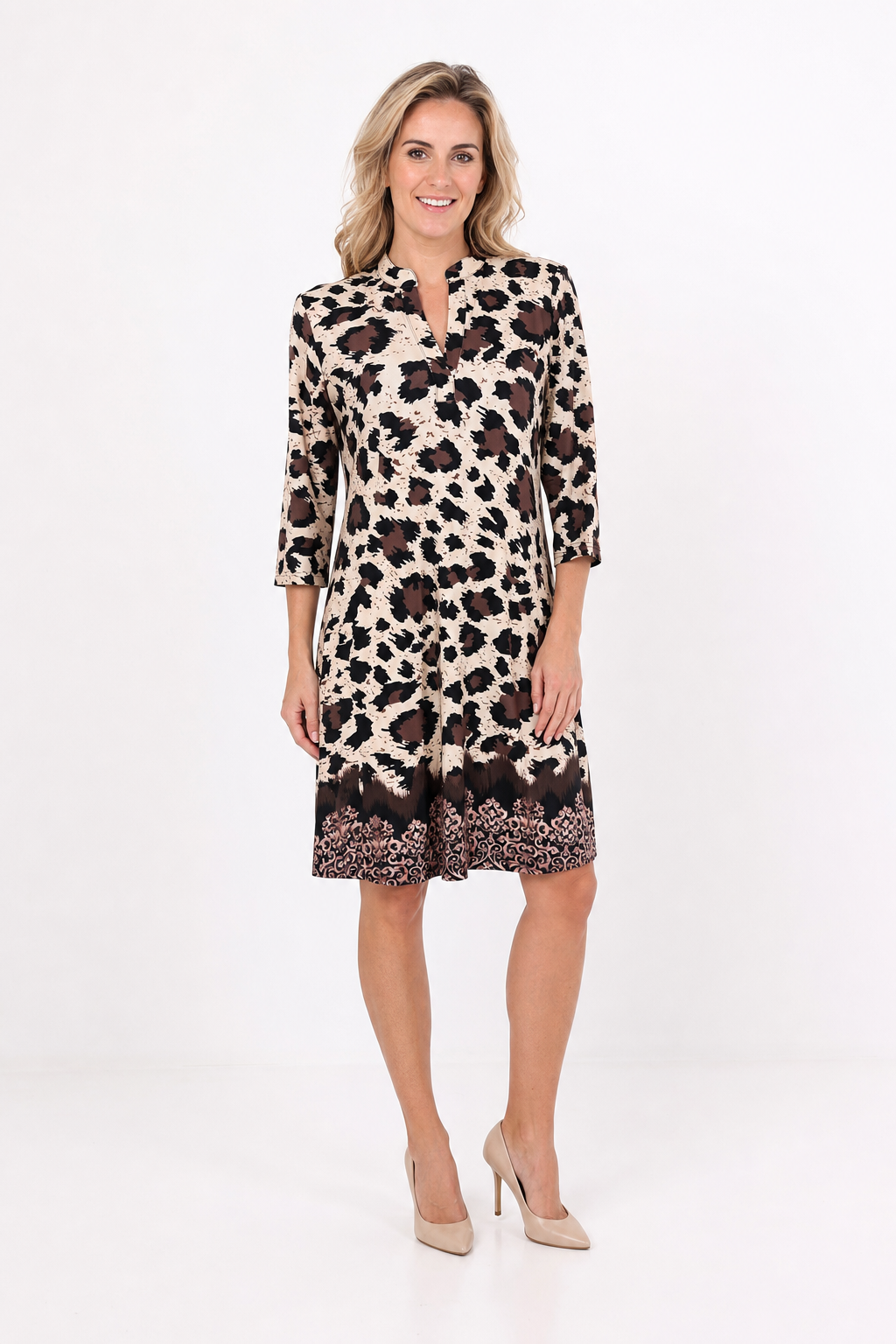Angelle Milan Travelstof Jurk - Crème Bruine Animalprint