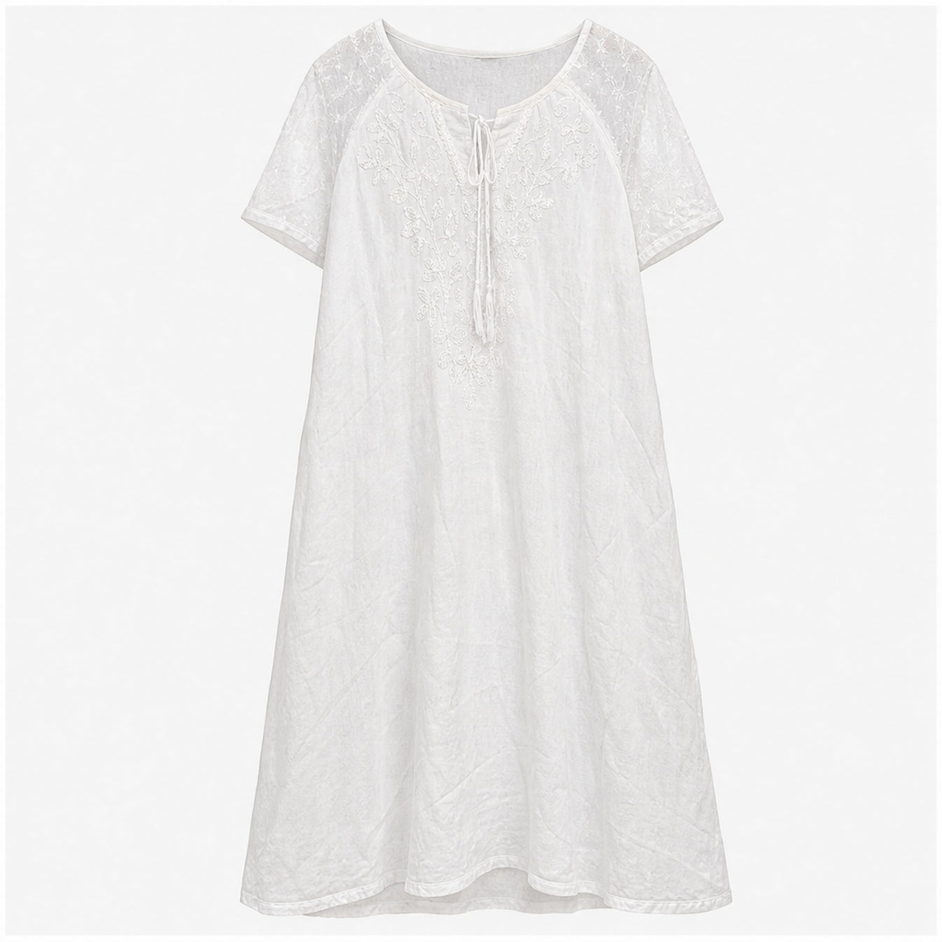 HS Jurk Handmade in India Wit ton-sur-ton detail - vooraanzicht