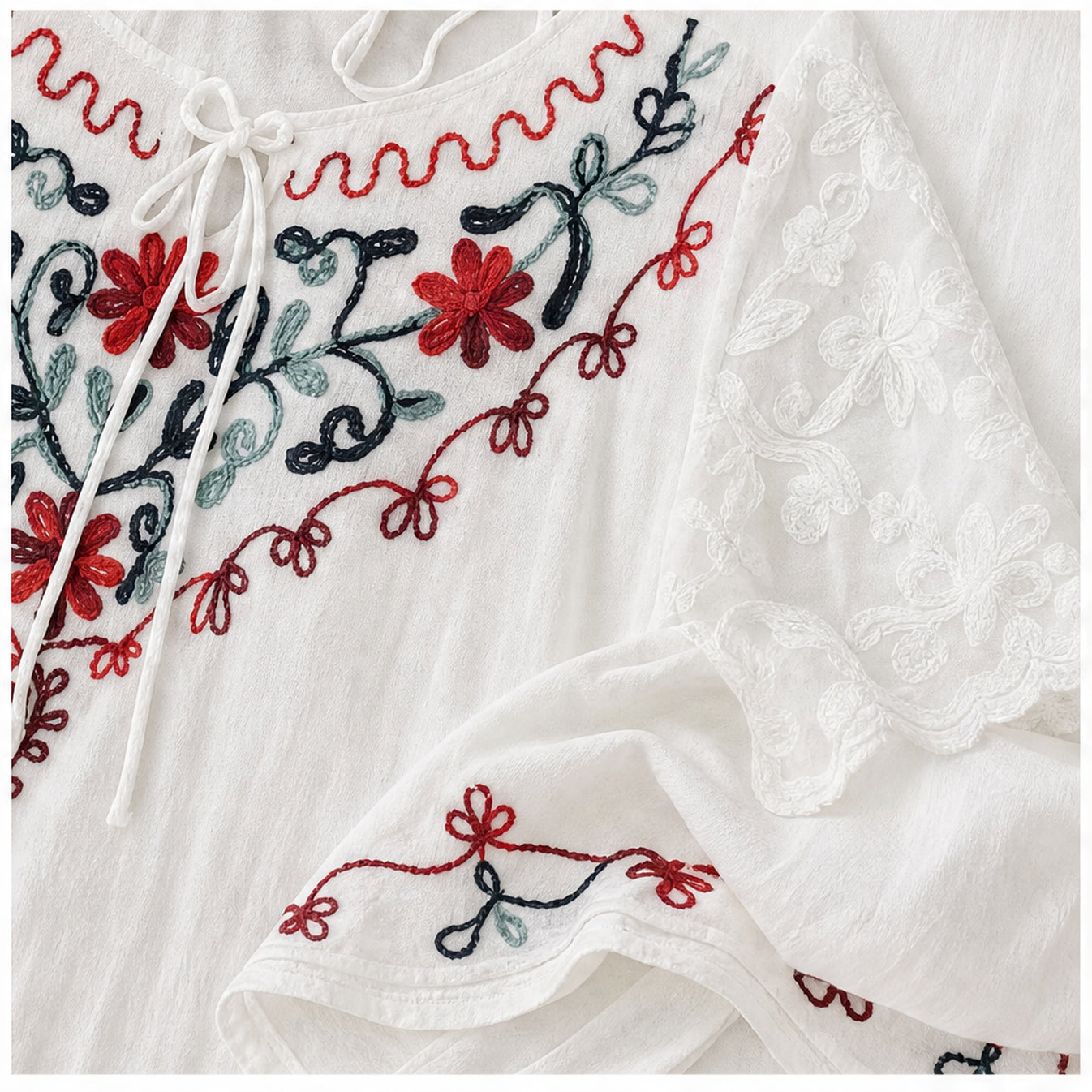 HS Jurk Handmade in India Zwart roze groen borduur - detail van handwerk en borduursel