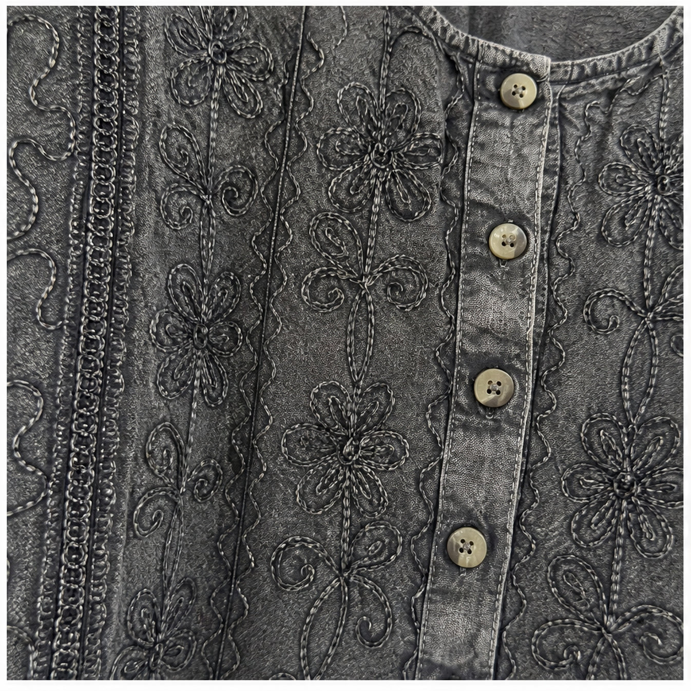 HS Top Handmade in India Antracietgrijs - detail