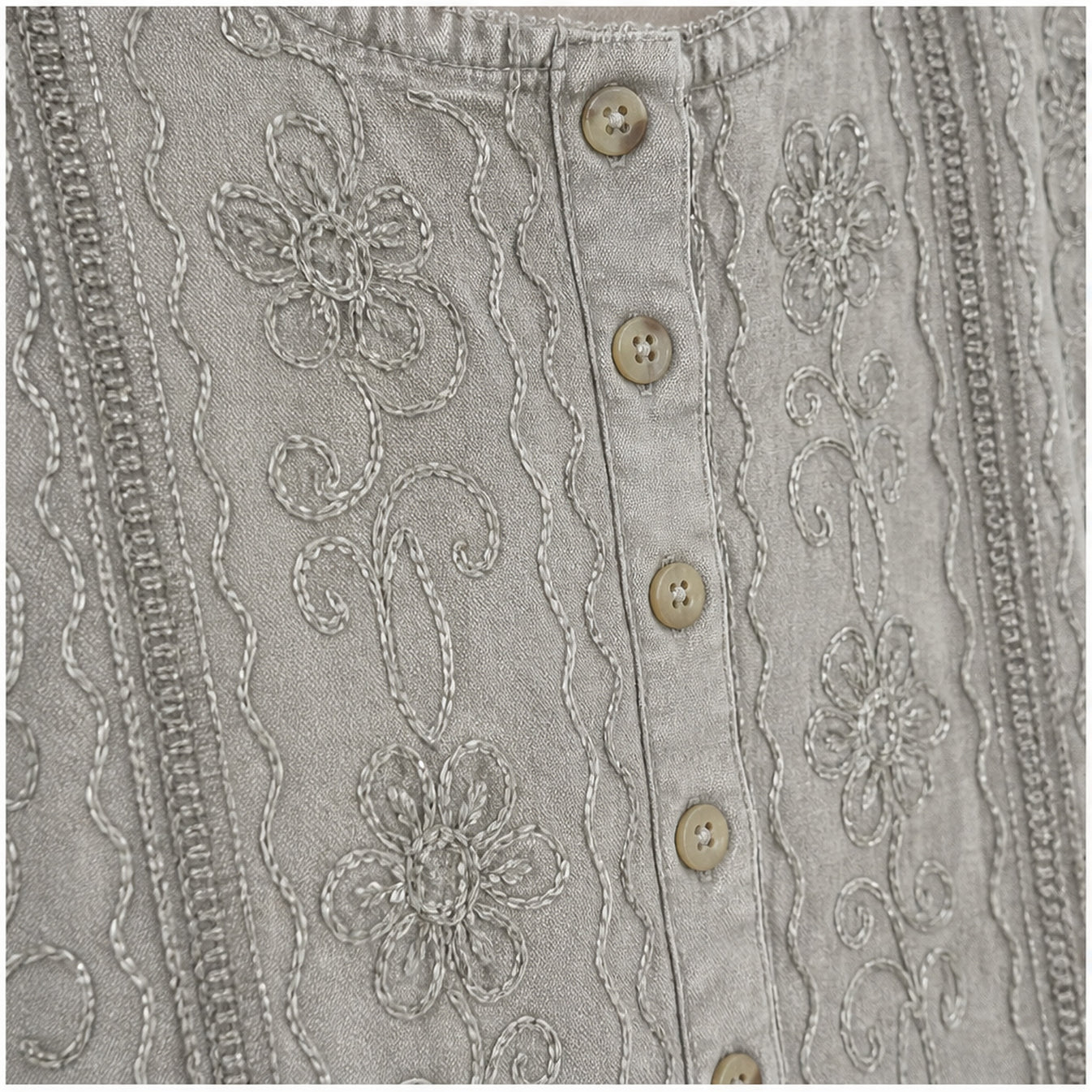 HS Top Handmade in India Lichtgrijs - detail